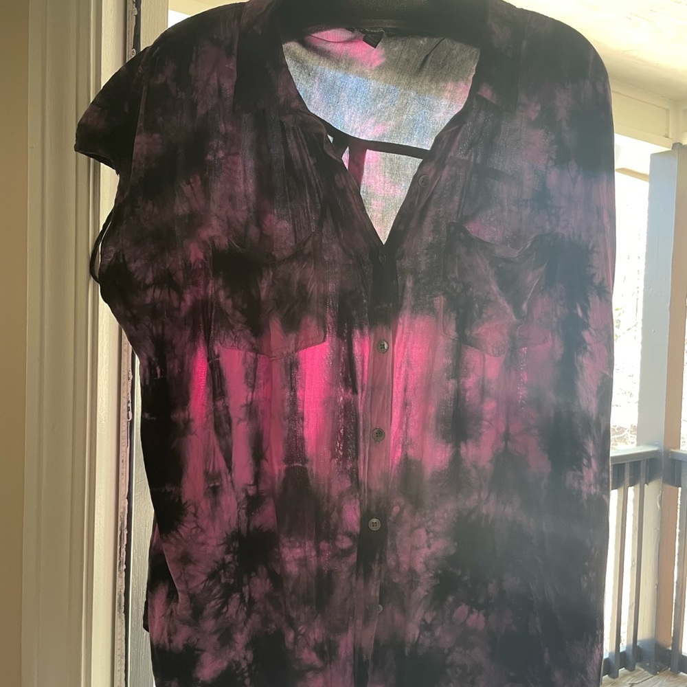 Purple & black button down tie dye top